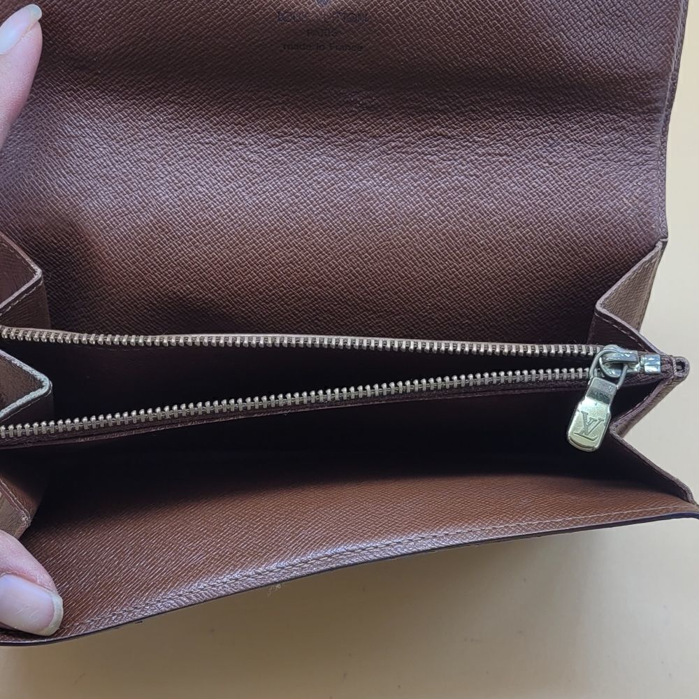 Authentic Louis Vuitton Monogram Wallet - Picture 9 of 13